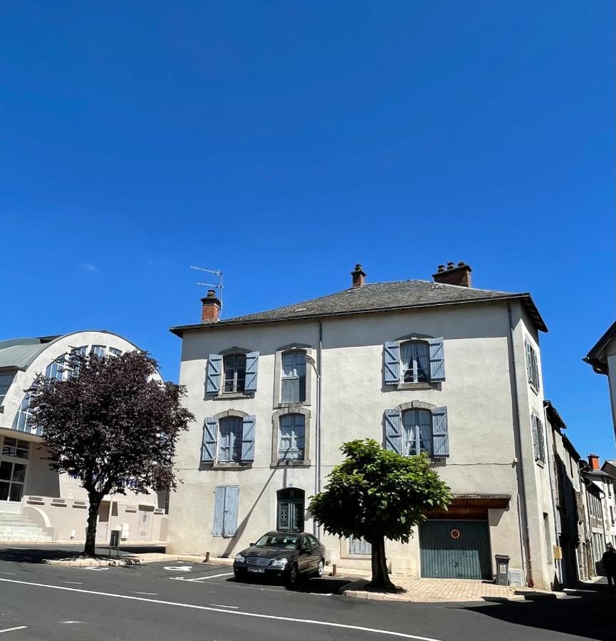 French Holiday Accommodation Bort-les-Orgues Exterior foto